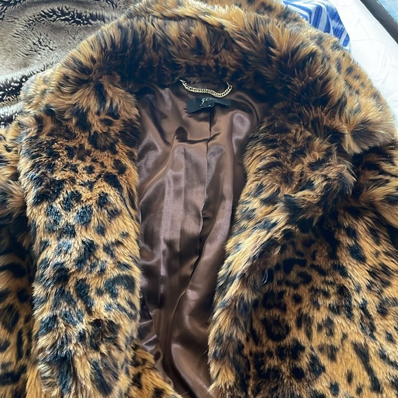 JCrew Leopard Coat - Stunning! Like new - Picture 5 of 6